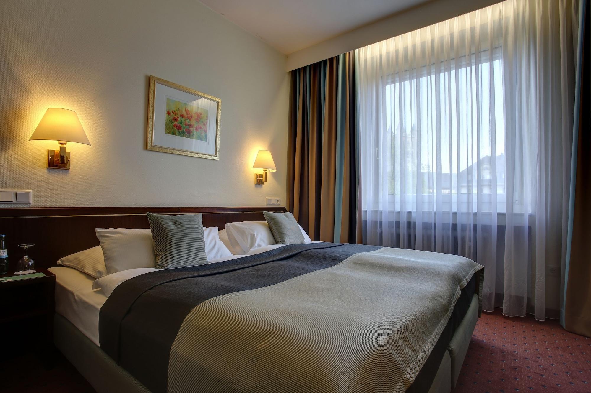 Trip Inn Hotel Esplanade, Duesseldorf Eksteriør billede